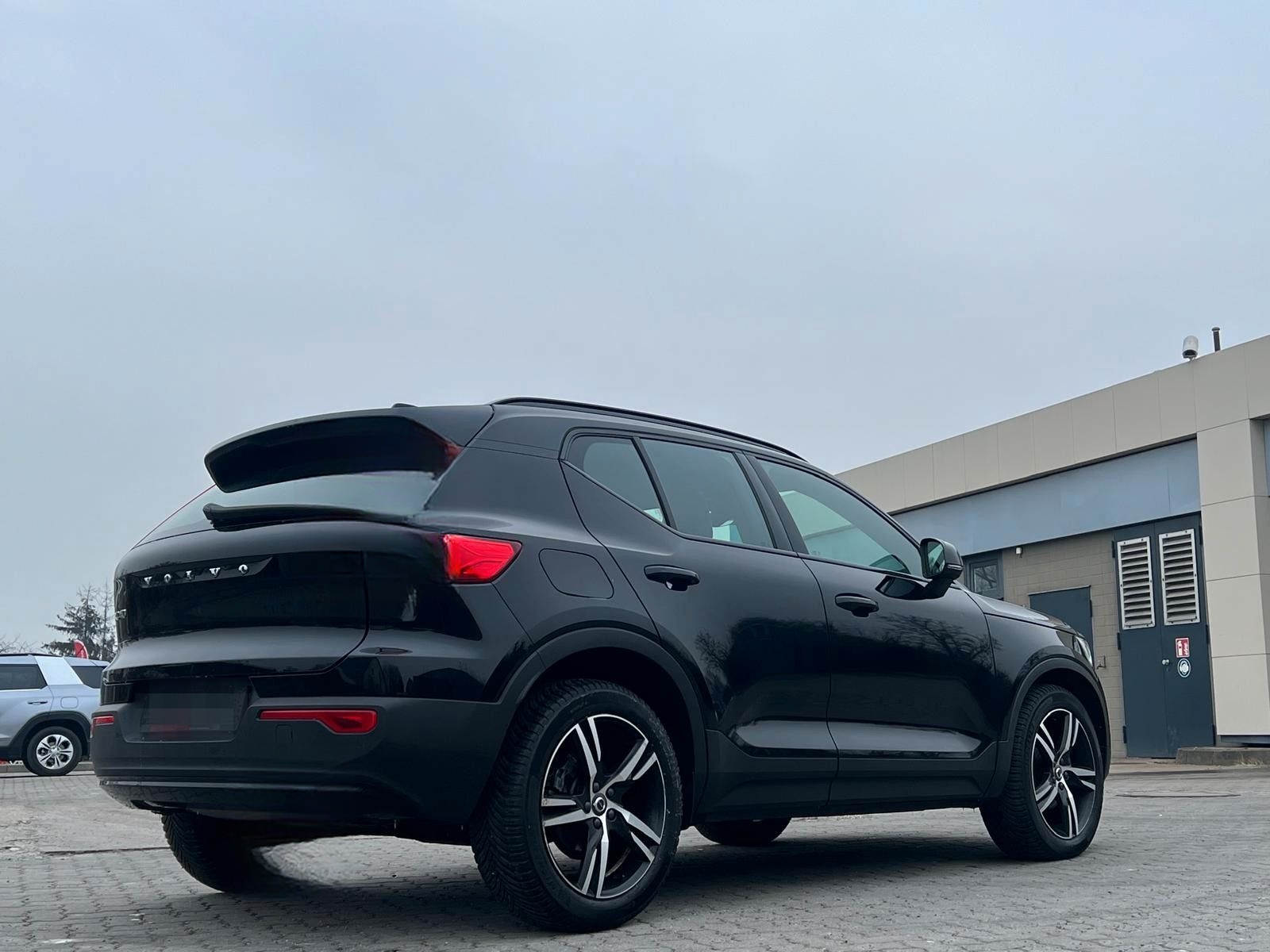 Volvo XC40 R-Design*ACC*H&K*XENIUM-PAKET*LED*NAVI*TOP foto 3