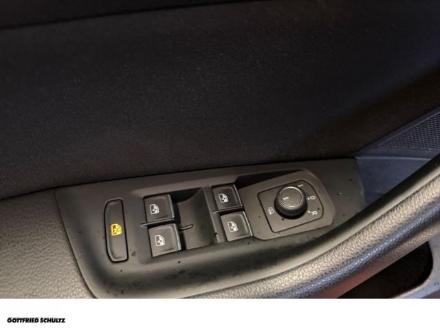 Volkswagen Passat Variant GTE DSG NAVI AHK LED KAMERA SHZ A foto 11