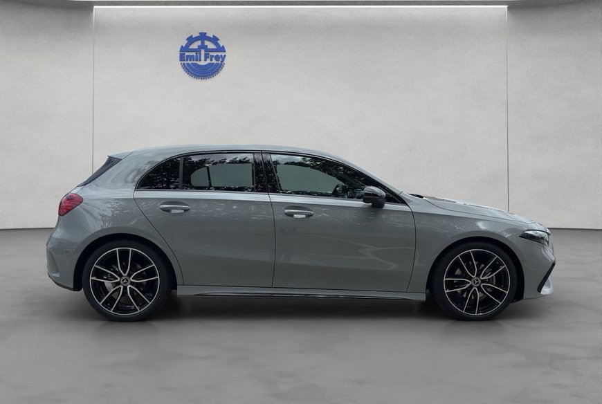 Mercedes-Benz A 180 d AMG Special Edition Night foto 6
