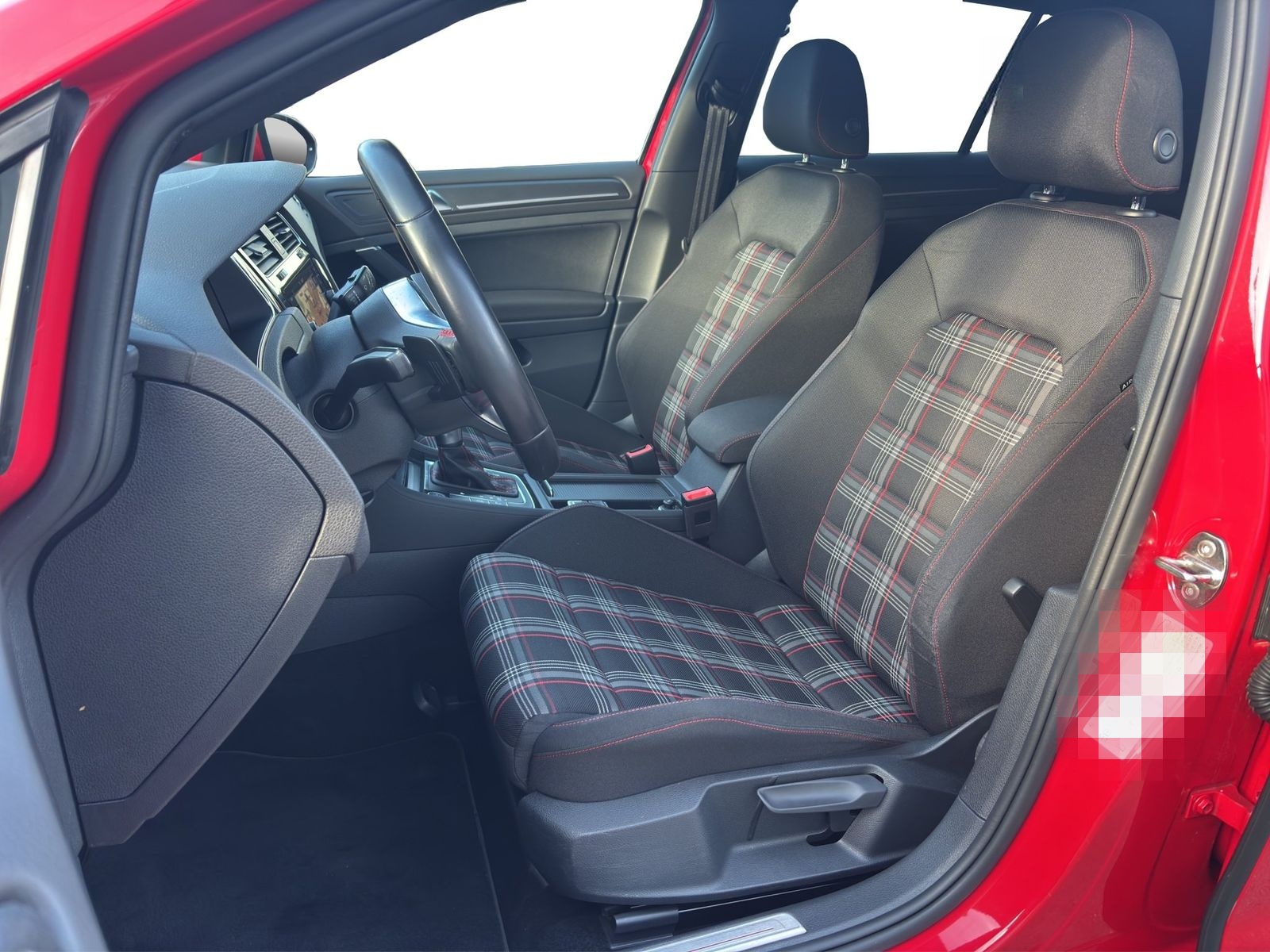 Volkswagen Golf GTI 2.0 TSI Performance Navi AdapLED ACC Na foto 8