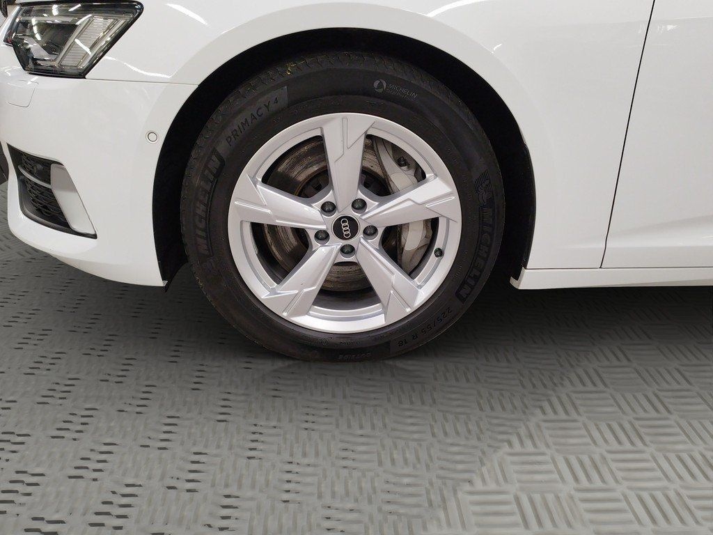 Audi A6 Avant 50 TFSIe quattro S tronic Sport ACC AHK foto 3