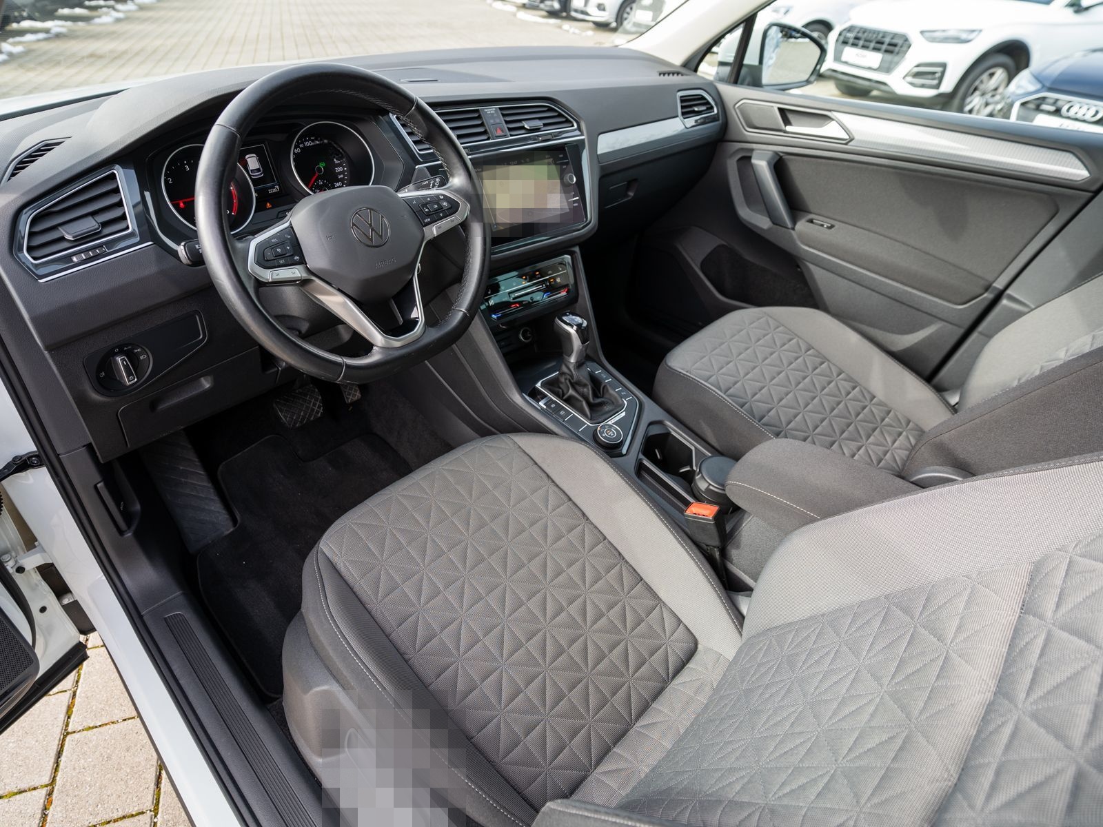 Volkswagen Tiguan Life 4M 2.0TDI DSG LED Navi PDC SHZ AHK foto 12