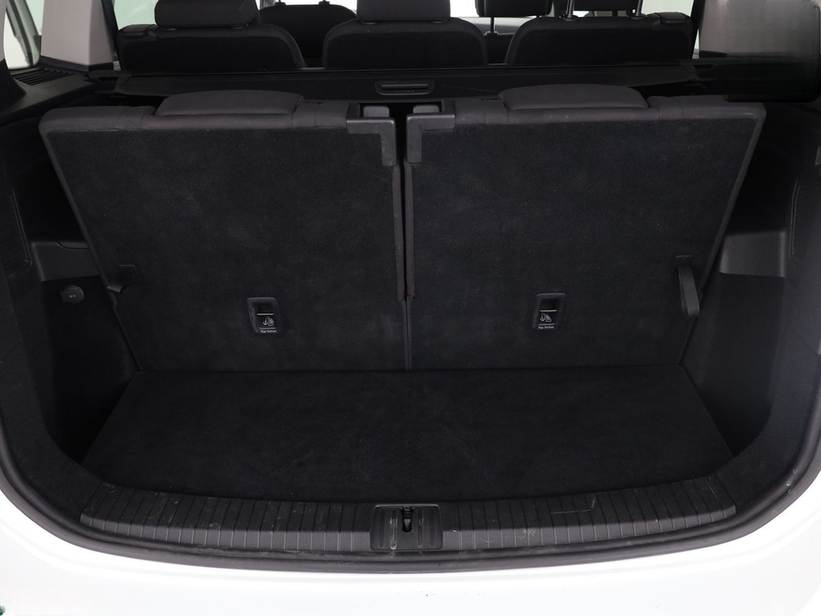 Volkswagen Touran 1.8 TSI HIGHLINE 7 SITZE MASSAGE,ACC,LED foto 14