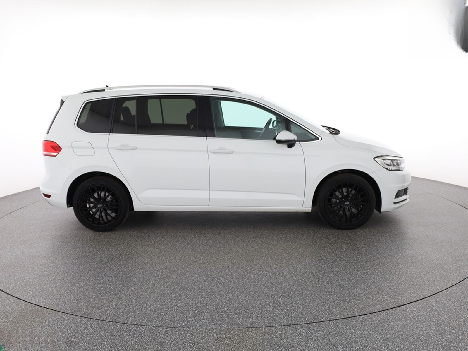 Volkswagen Touran 1.8 TSI HIGHLINE 7 SITZE MASSAGE,ACC,LED foto 6