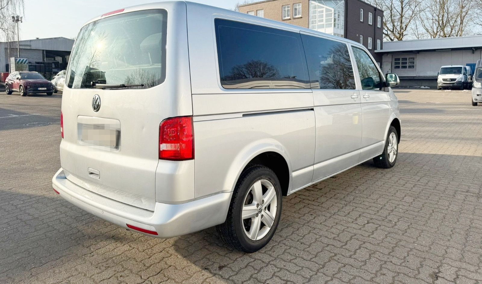 Volkswagen T5 Caravelle 2.0 TDI DSG NAVI*LED*9 STIZER!!! foto 14