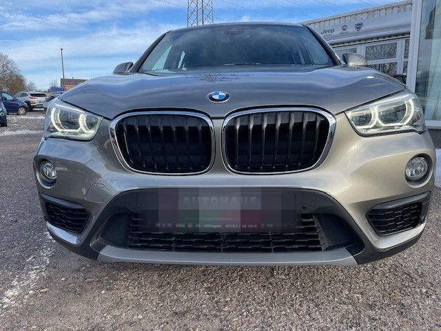 BMW X1 sDrive18i Advantage foto 2