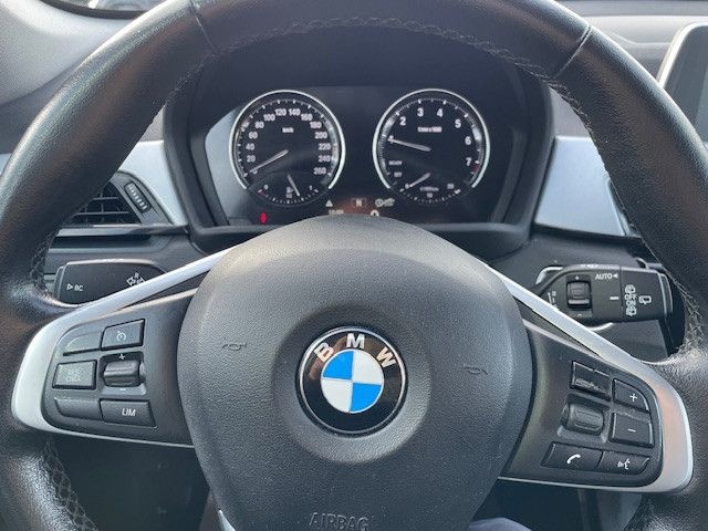 BMW X1 sDrive18i Advantage foto 13