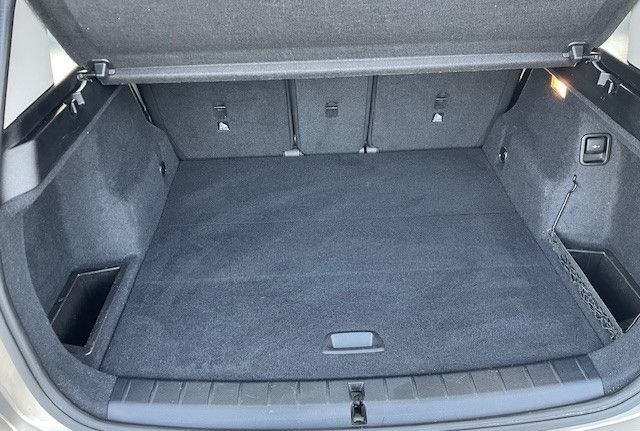 BMW X1 sDrive18i Advantage foto 17