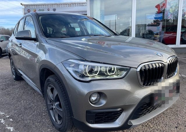 BMW X1 sDrive18i Advantage foto 3
