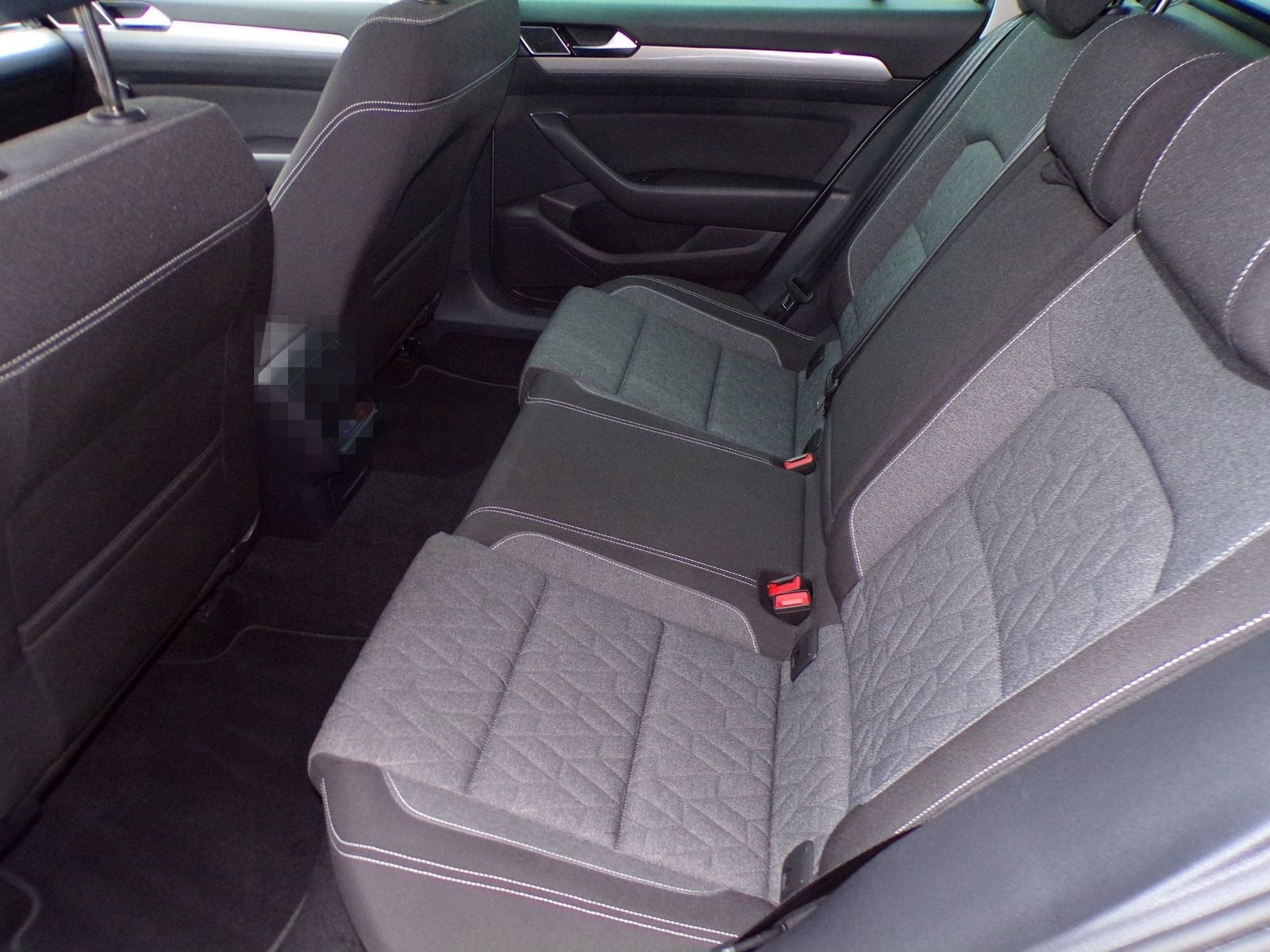 Volkswagen PASSAT VARIANT 2.0 TDI DSG BUSINESS / AHK+LED'S foto 21