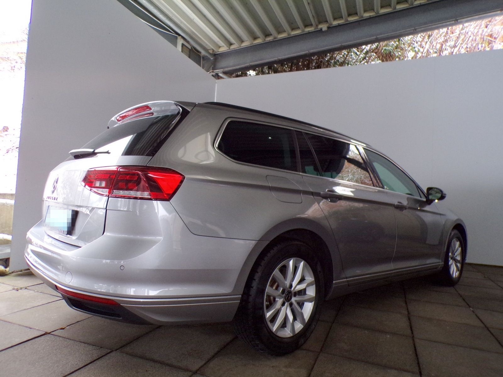 Volkswagen PASSAT VARIANT 2.0 TDI DSG BUSINESS / AHK+LED'S foto 8