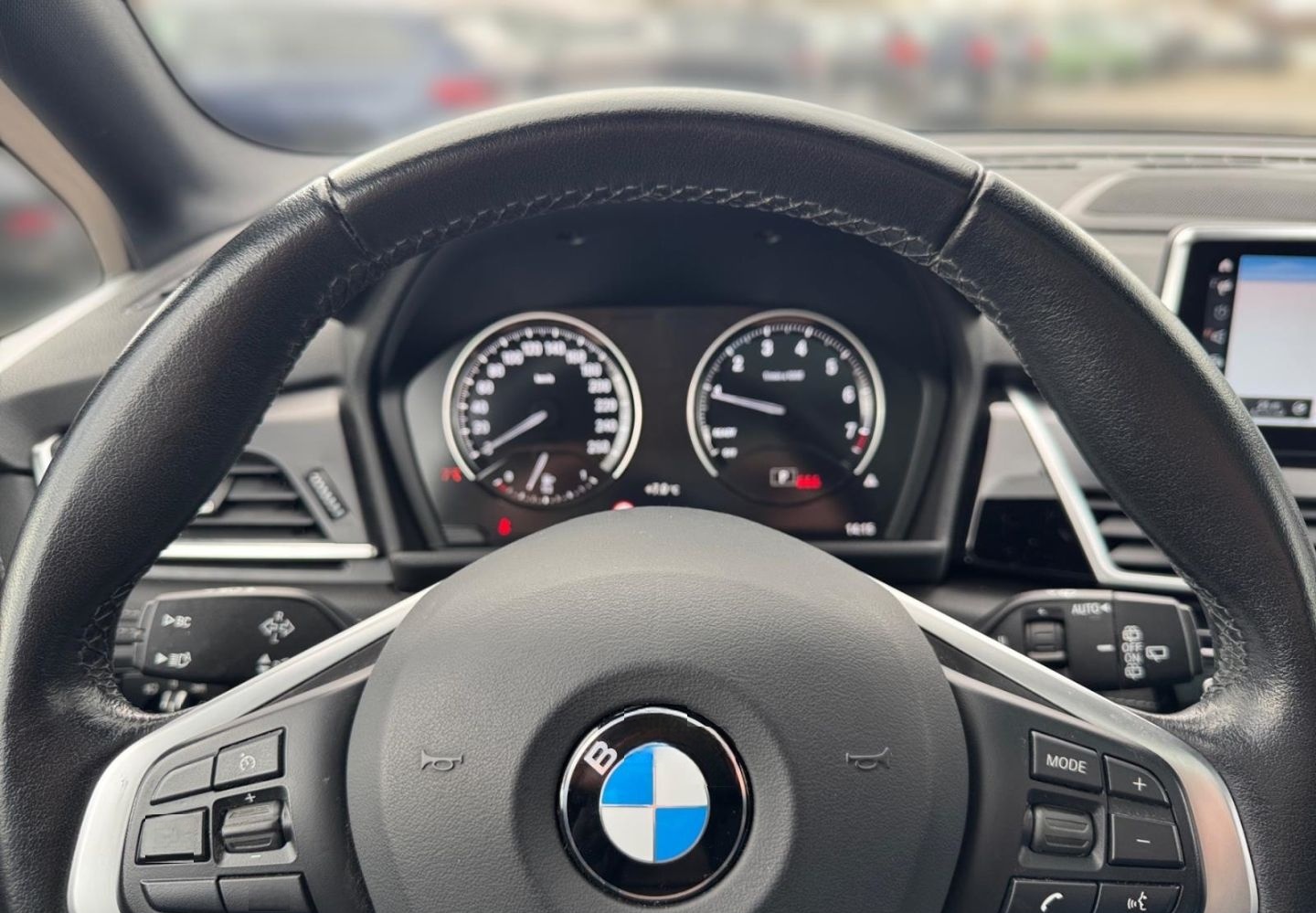 BMW 218 Active Tourer iA SPORT+LEDER+HUD+PANO+AHK+SH foto 18