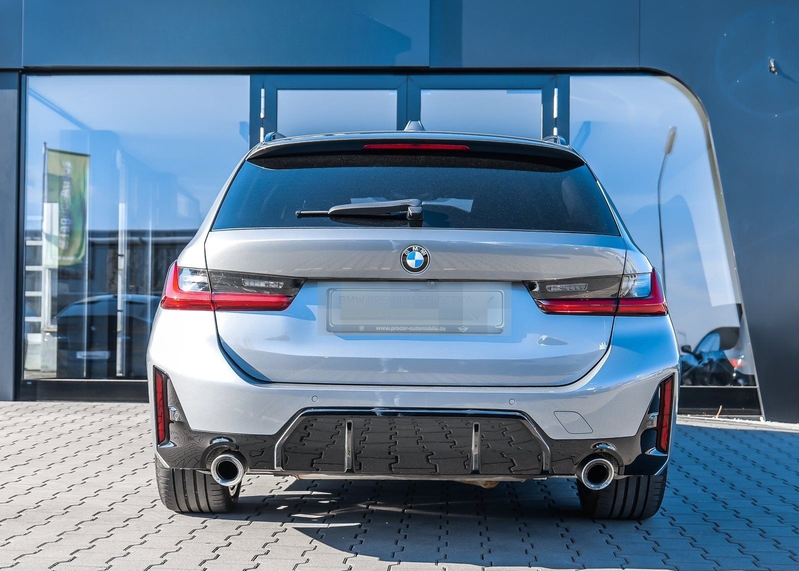 BMW 330d xDrive Finanzierung ab 0,49% foto 11