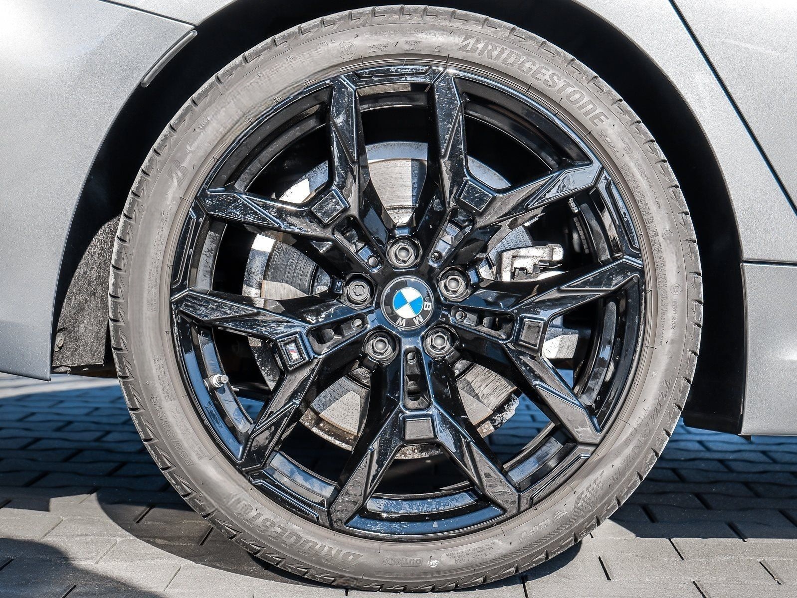 BMW 330d xDrive Finanzierung ab 0,49% foto 4