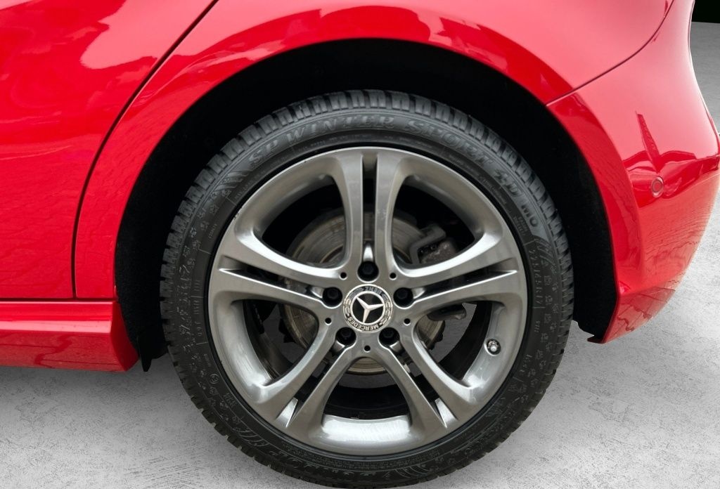 Mercedes-Benz A 180 d LED Navi SHZ Kam. KeyLess KlimaA LM PDC foto 4