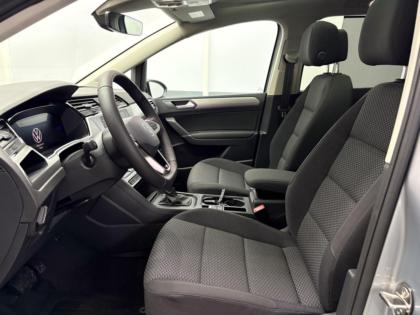 Volkswagen Touran Family DSG PANO KEYLESS ACC NAVI 1.5 T... foto 12