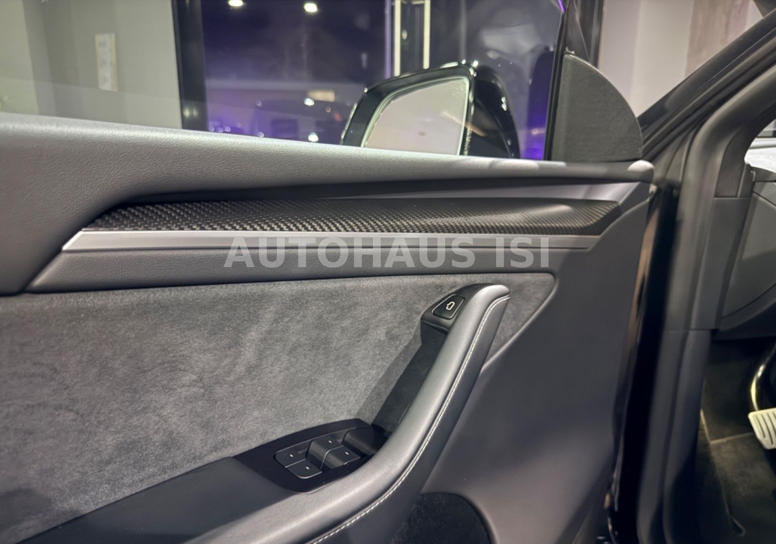 Tesla Model Y Performance Dual Motor AWD,PANO,21" foto 11