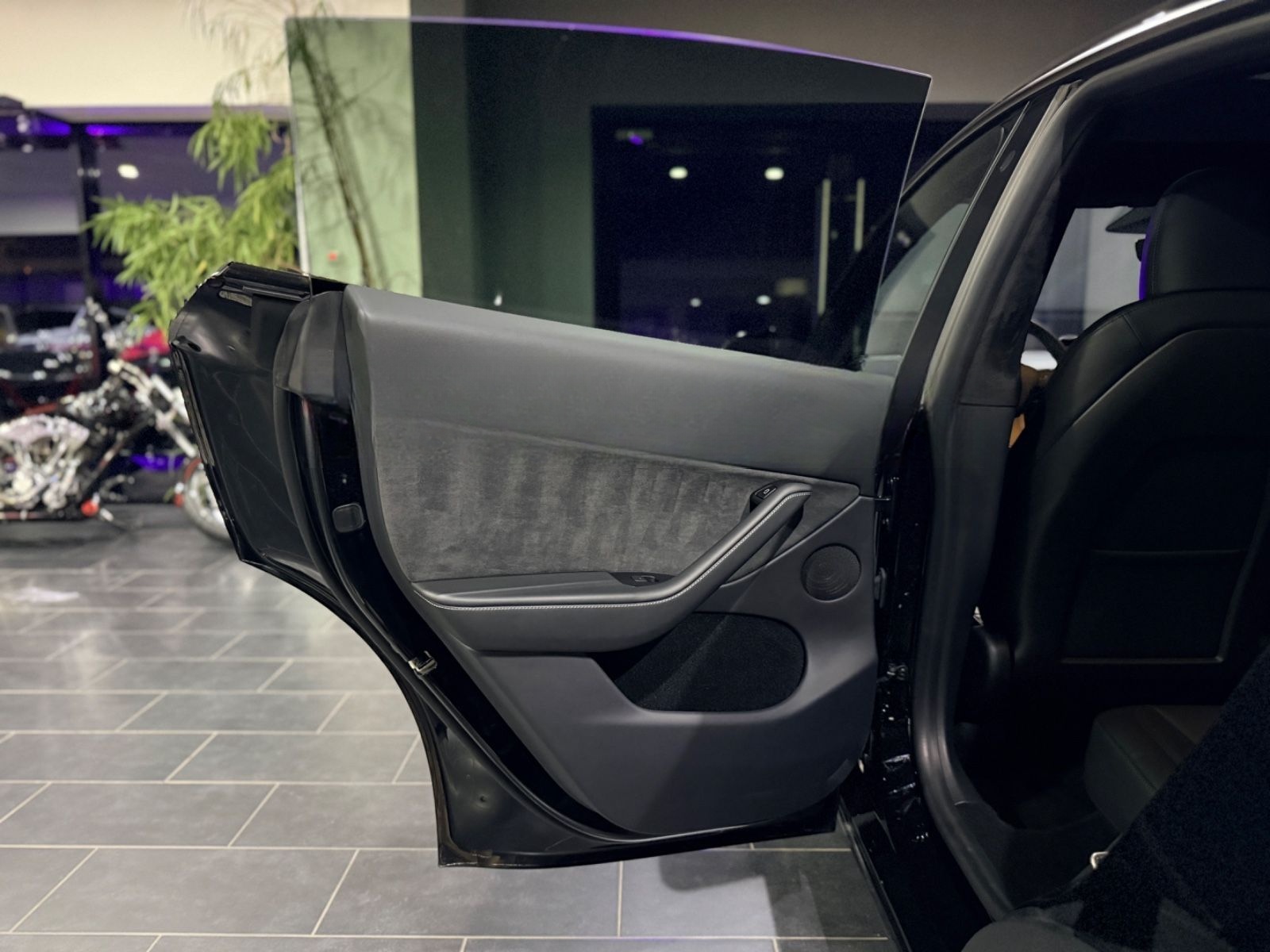 Tesla Model Y Performance Dual Motor AWD,PANO,21" foto 19