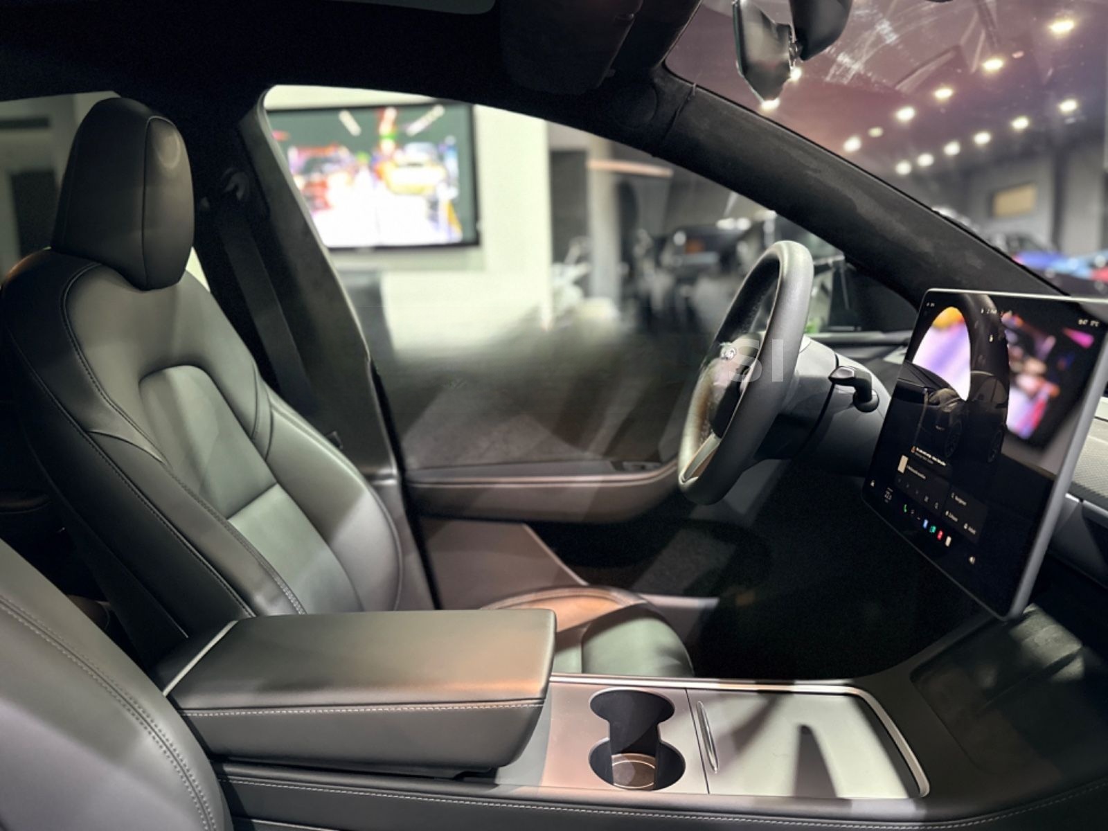 Tesla Model Y Performance Dual Motor AWD,PANO,21" foto 23
