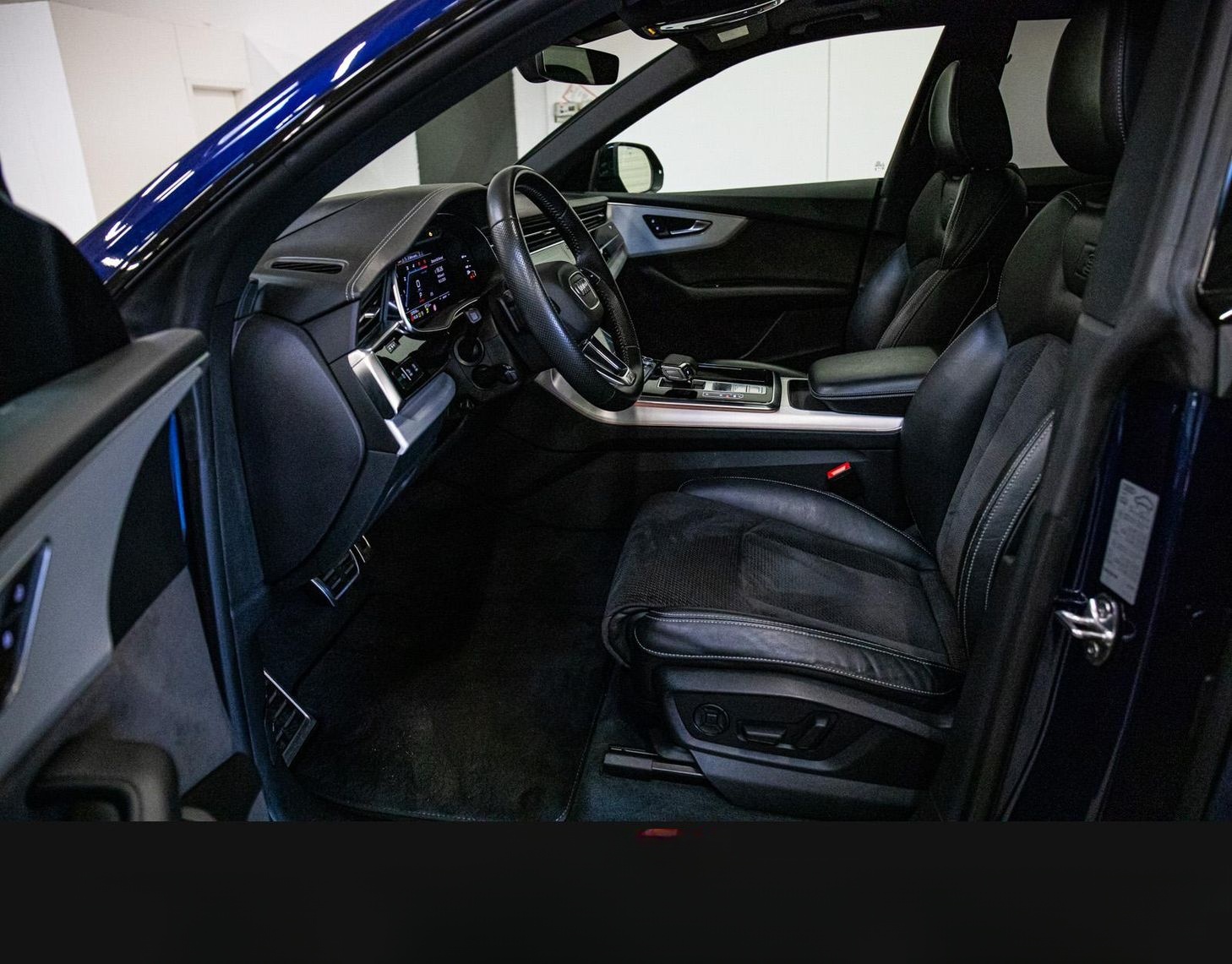 Audi SQ8 4.0TDI MATRIX PANO STHZG 360° HuD ACC AHK foto 10