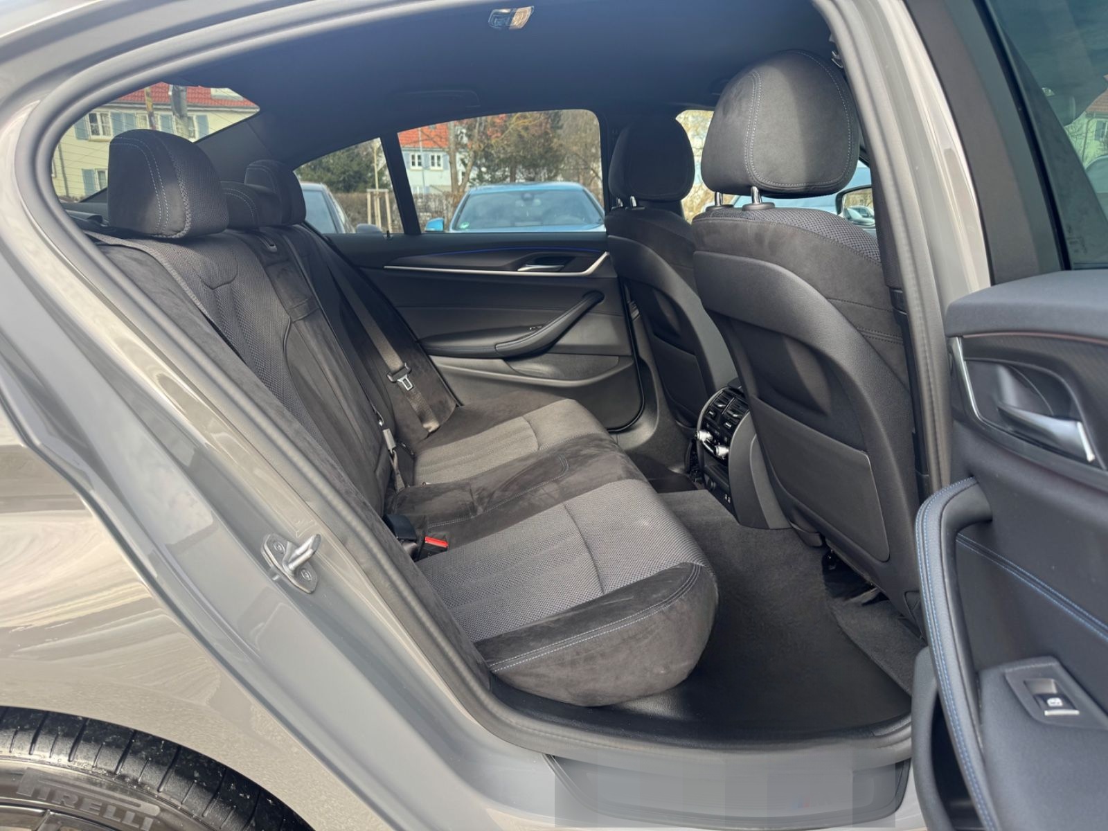 BMW 520 d M-Sportpacket | Live Cockpit| AHK| ACC|DAB foto 19