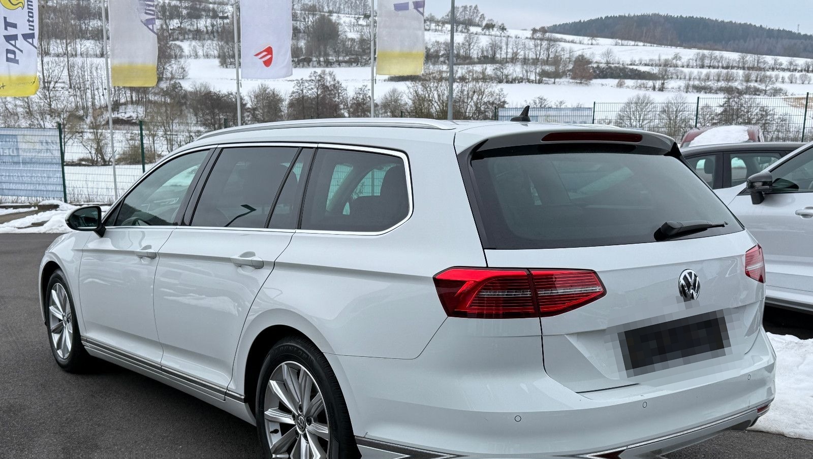 Volkswagen Passat Highline DSG ACC AHK DCC LED Kamera Sthz foto 6