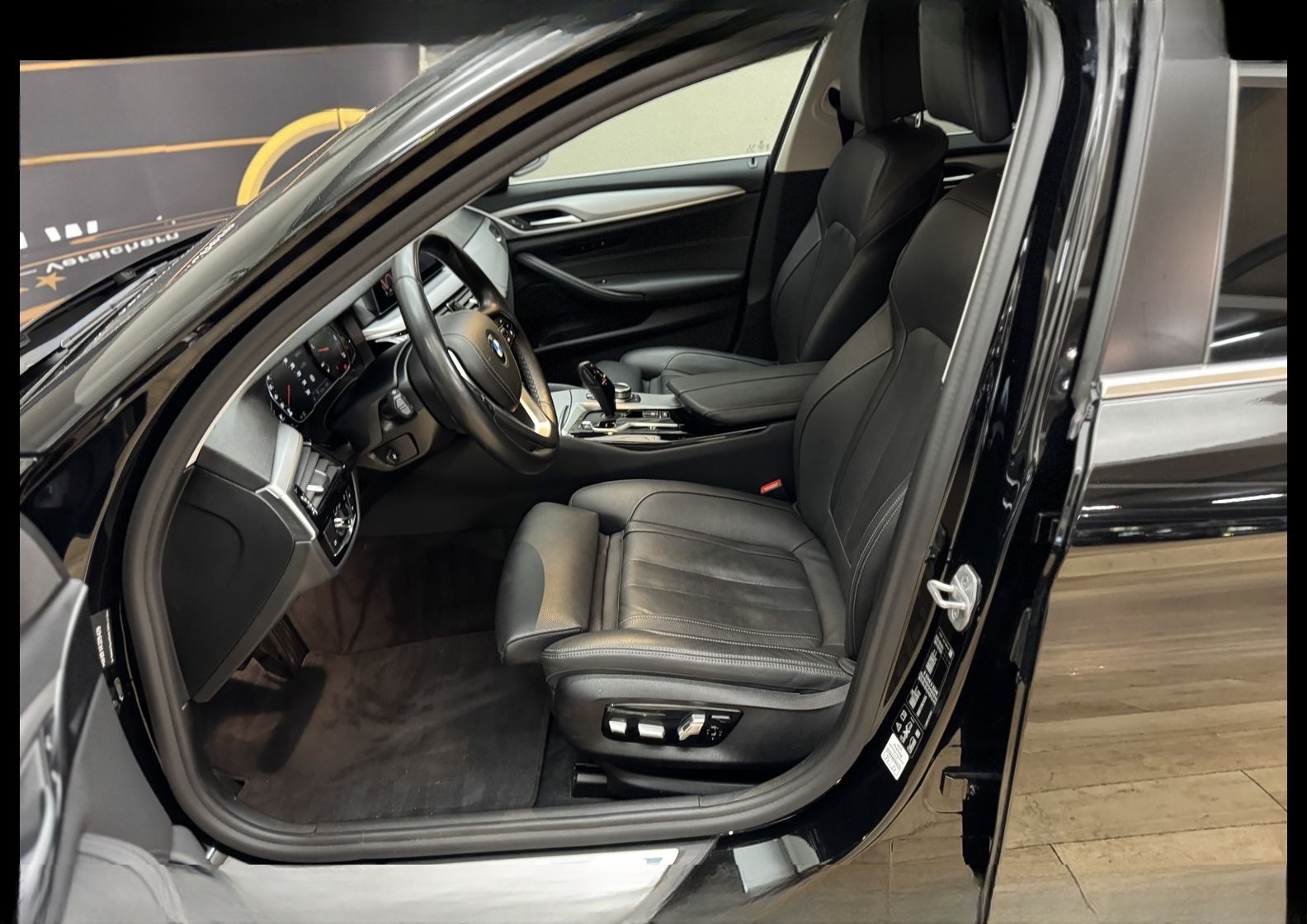 BMW 530 d touring xDrive *LEDER*KAM*TOLLE KM*UPE:75 foto 15