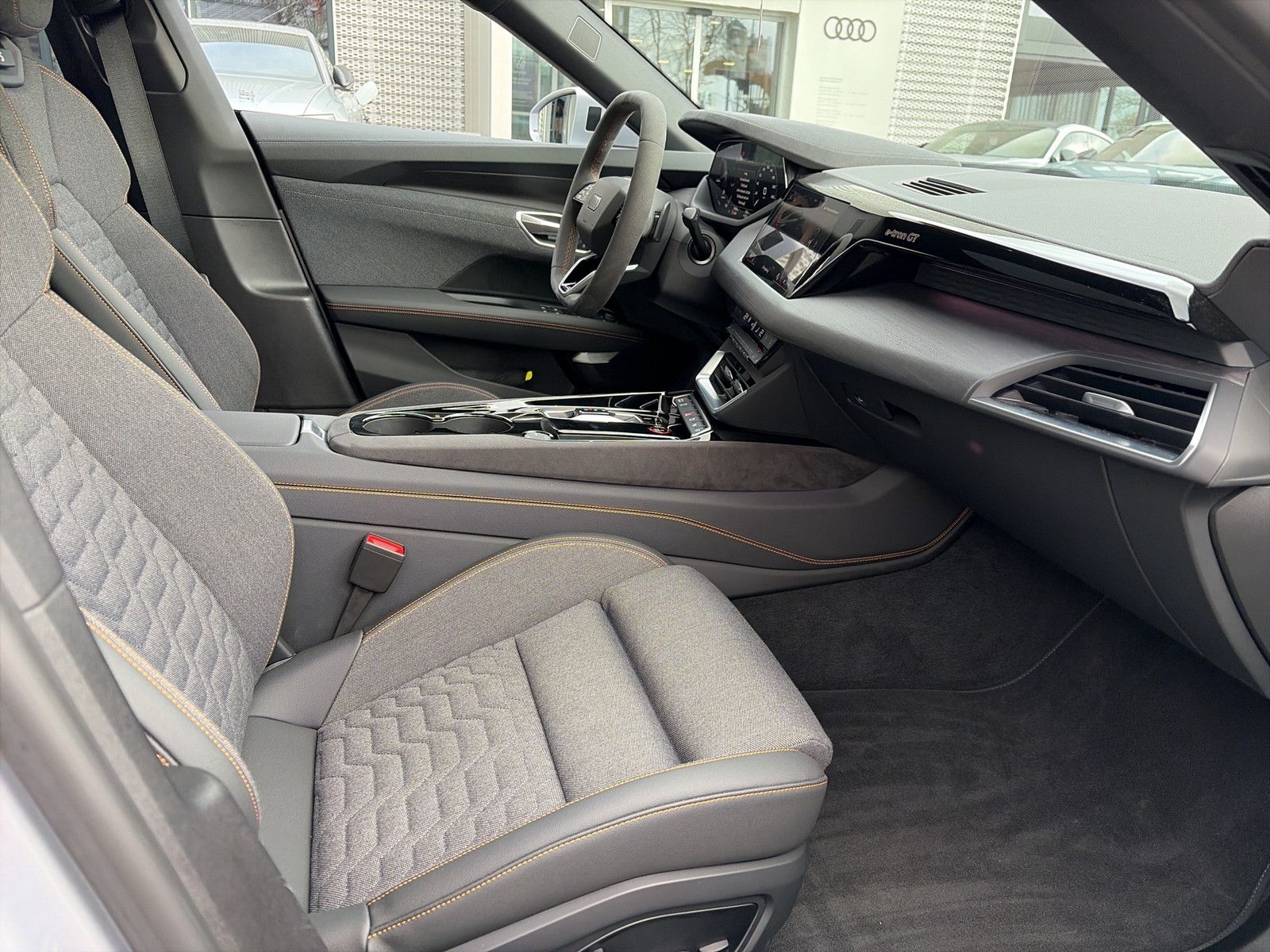 Audi e-tron GT S qu. Black/Facelift/Pano/Laser/HuD/AC foto 14