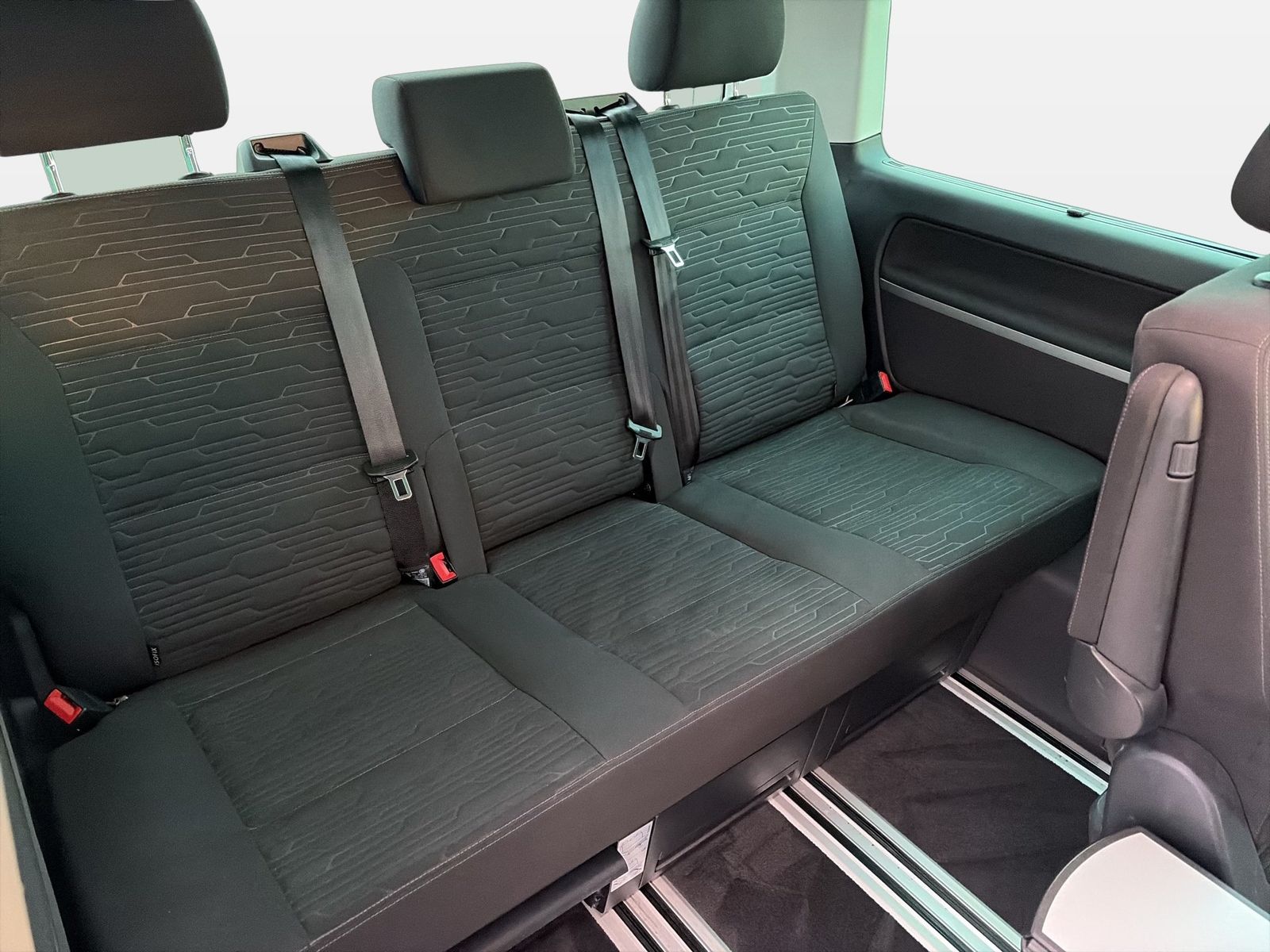 Volkswagen T6.1 Multivan Transporter 2.0 TDI 4Motion 4MOTIO foto 12
