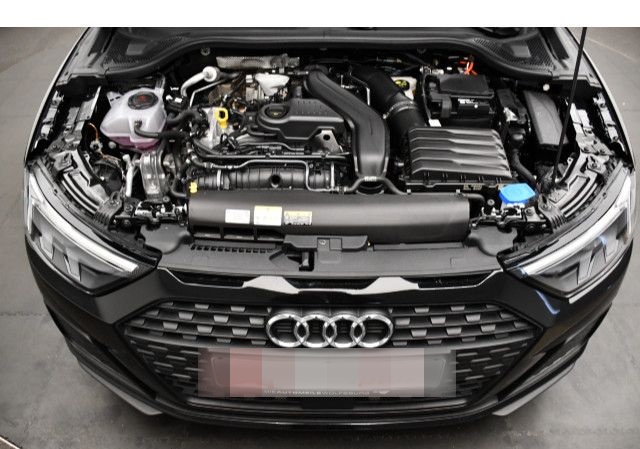 Audi A1 Sportback 35 TFSI S tronic Kamera/Einparkhi v foto 13