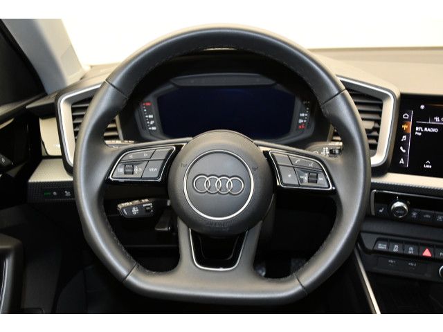 Audi A1 Sportback 35 TFSI S tronic Kamera/Einparkhi v foto 7