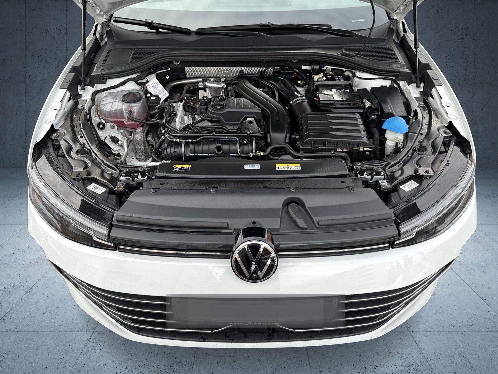 Volkswagen Passat Variant 1.5 TSIe Business DSG Anhängevorr foto 19