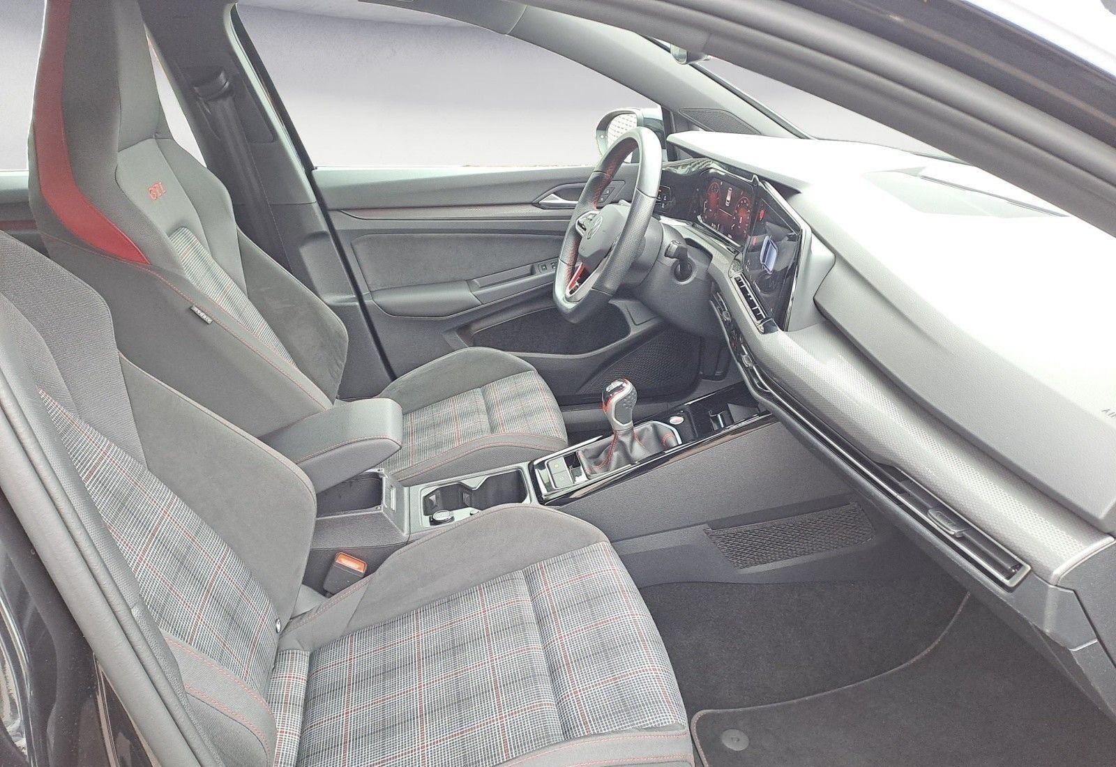 Volkswagen Golf GTI 2.0 TSI *LED*CARPLAY* foto 8