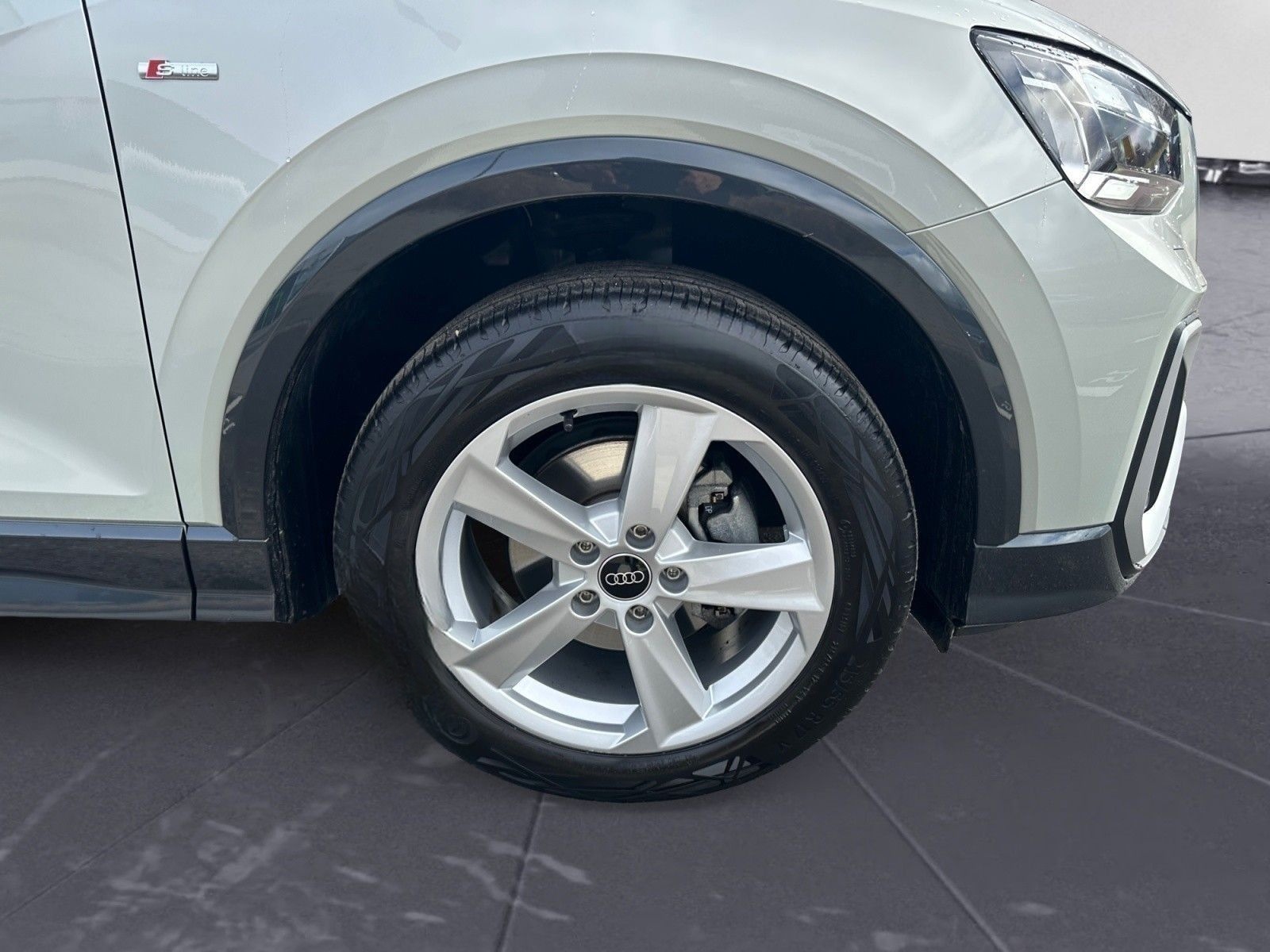 Audi Q2 30 TFSI S-Line Keyless GRA Virtual Matrix Nav foto 12