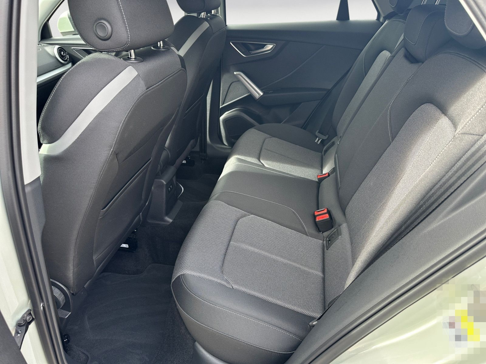 Audi Q2 30 TFSI S-Line Keyless GRA Virtual Matrix Nav foto 9