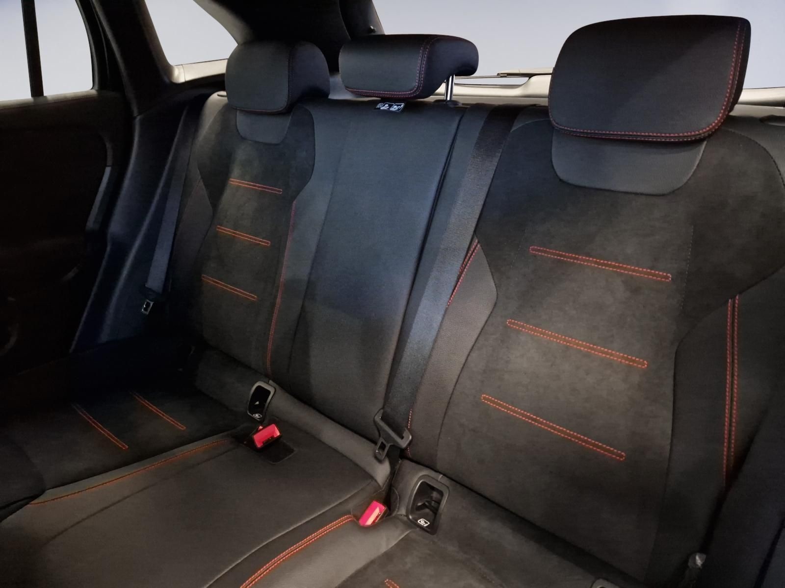 Mercedes-Benz GLA 250 4M AMG  Night AHK EASYPACK 20"LM KEYLESS foto 10