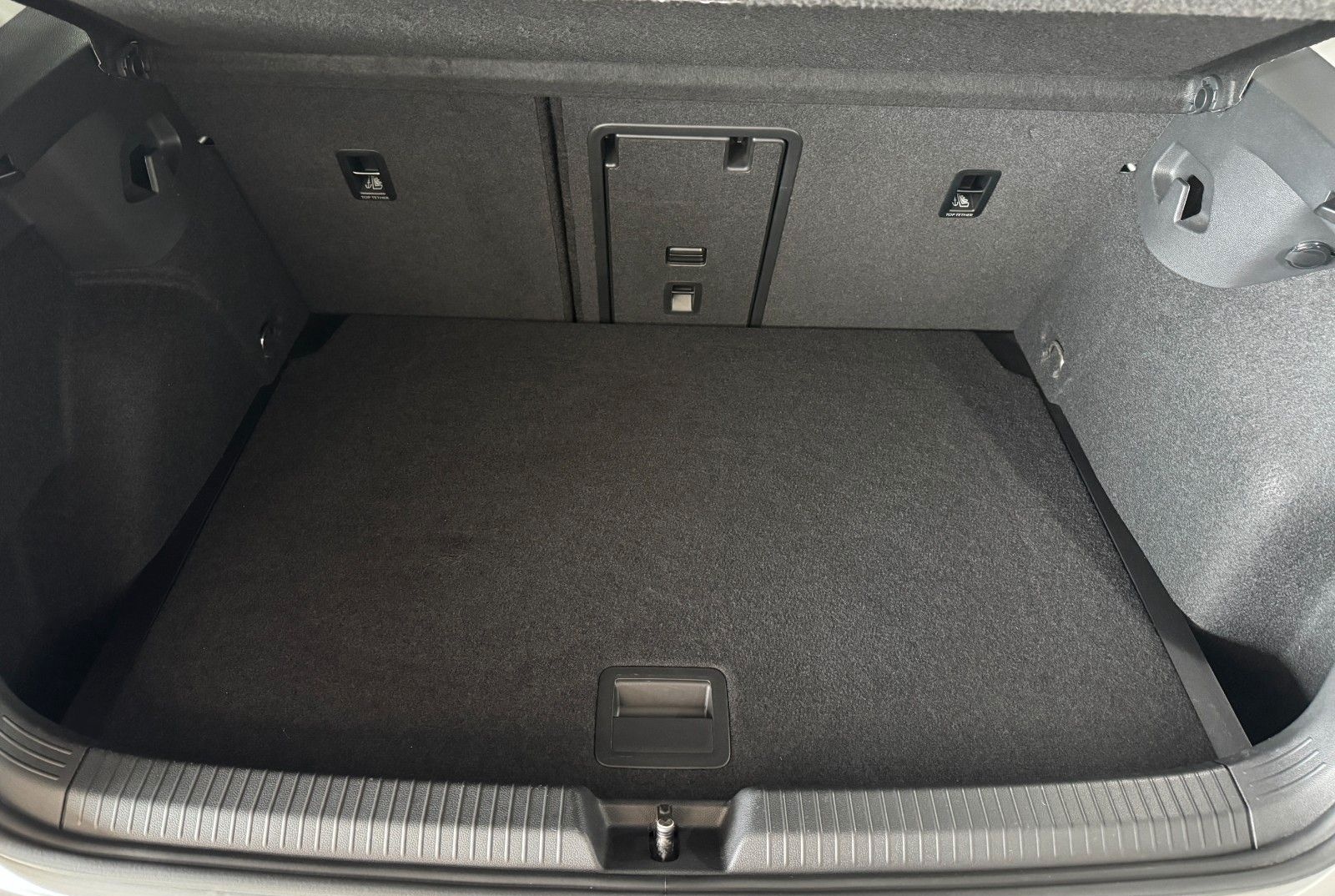 Volkswagen Golf 8 2.0 TDI Life | Navi | ACC | Induktiv foto 20