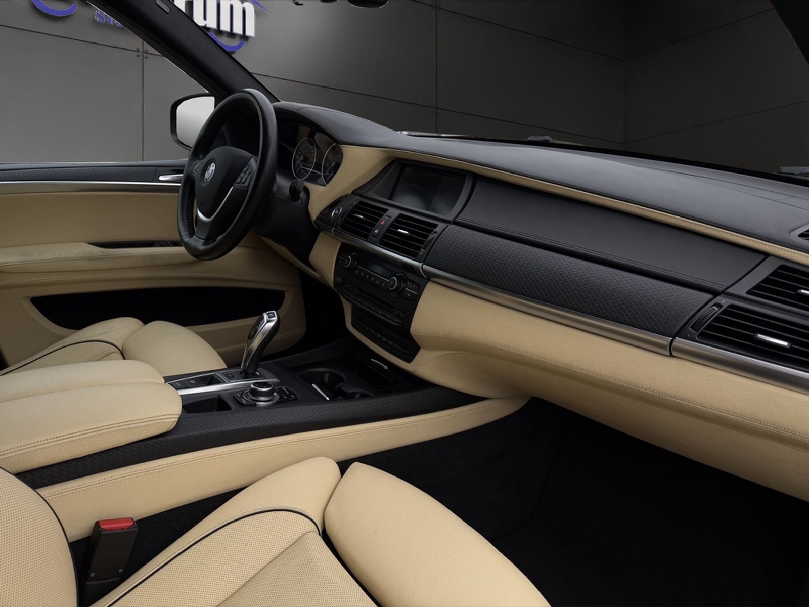 BMW X5 xDrive50i Sport AHK°HEAD-UP°SOFT-CLOSE°KAMERA foto 12