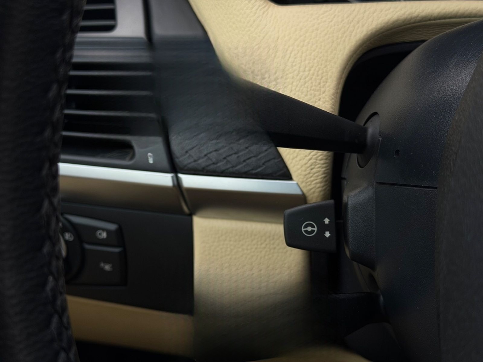 BMW X5 xDrive50i Sport AHK°HEAD-UP°SOFT-CLOSE°KAMERA foto 26