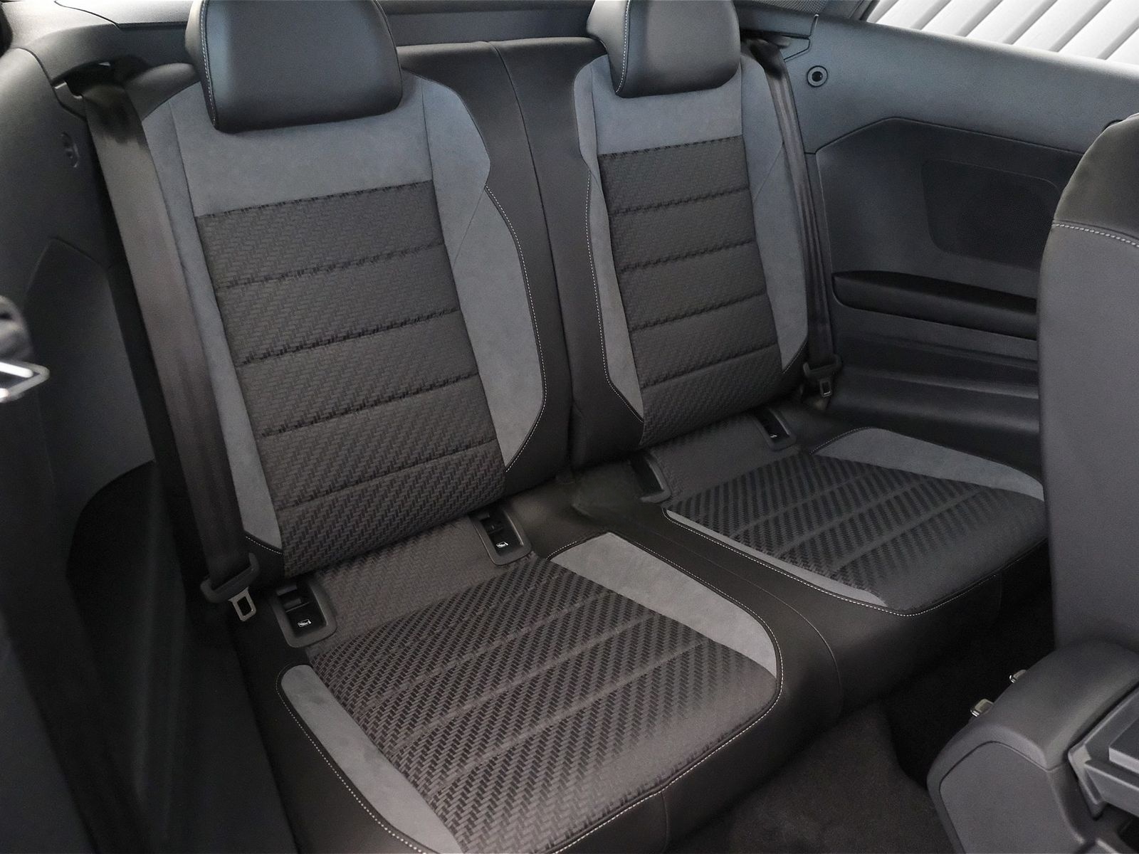 Volkswagen T-Roc R-Line foto 12