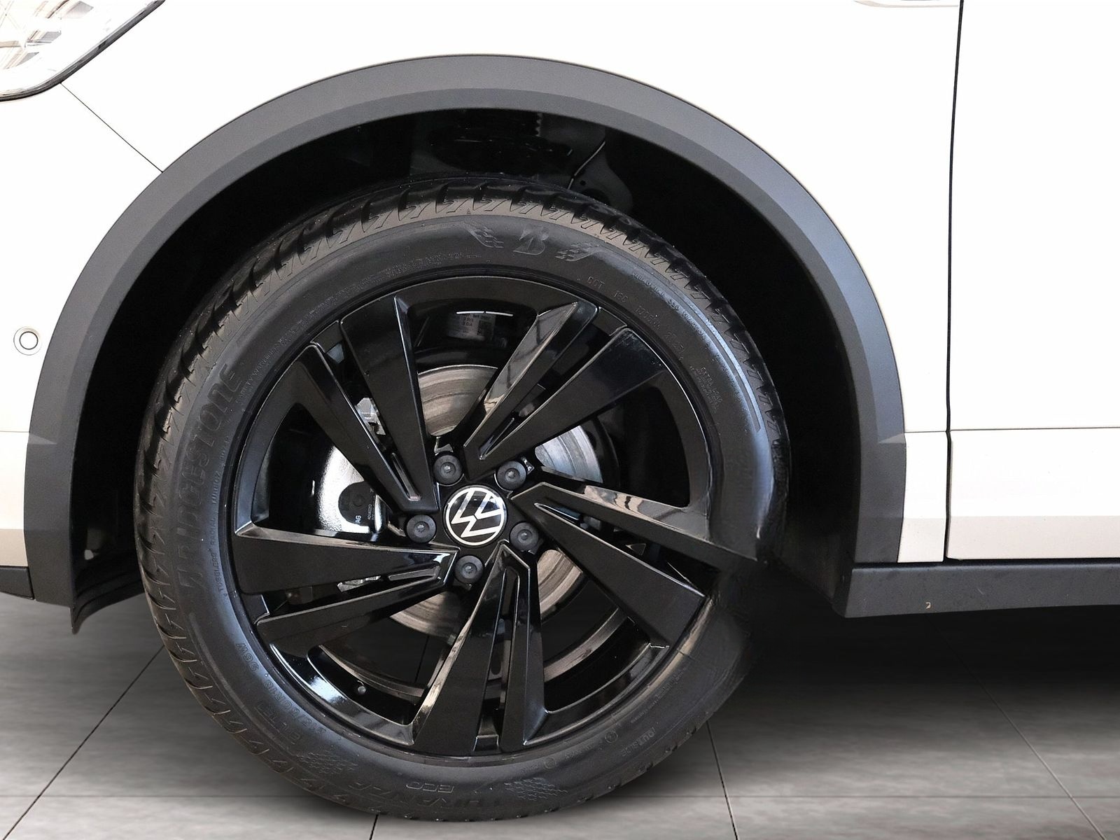 Volkswagen T-Roc R-Line foto 7