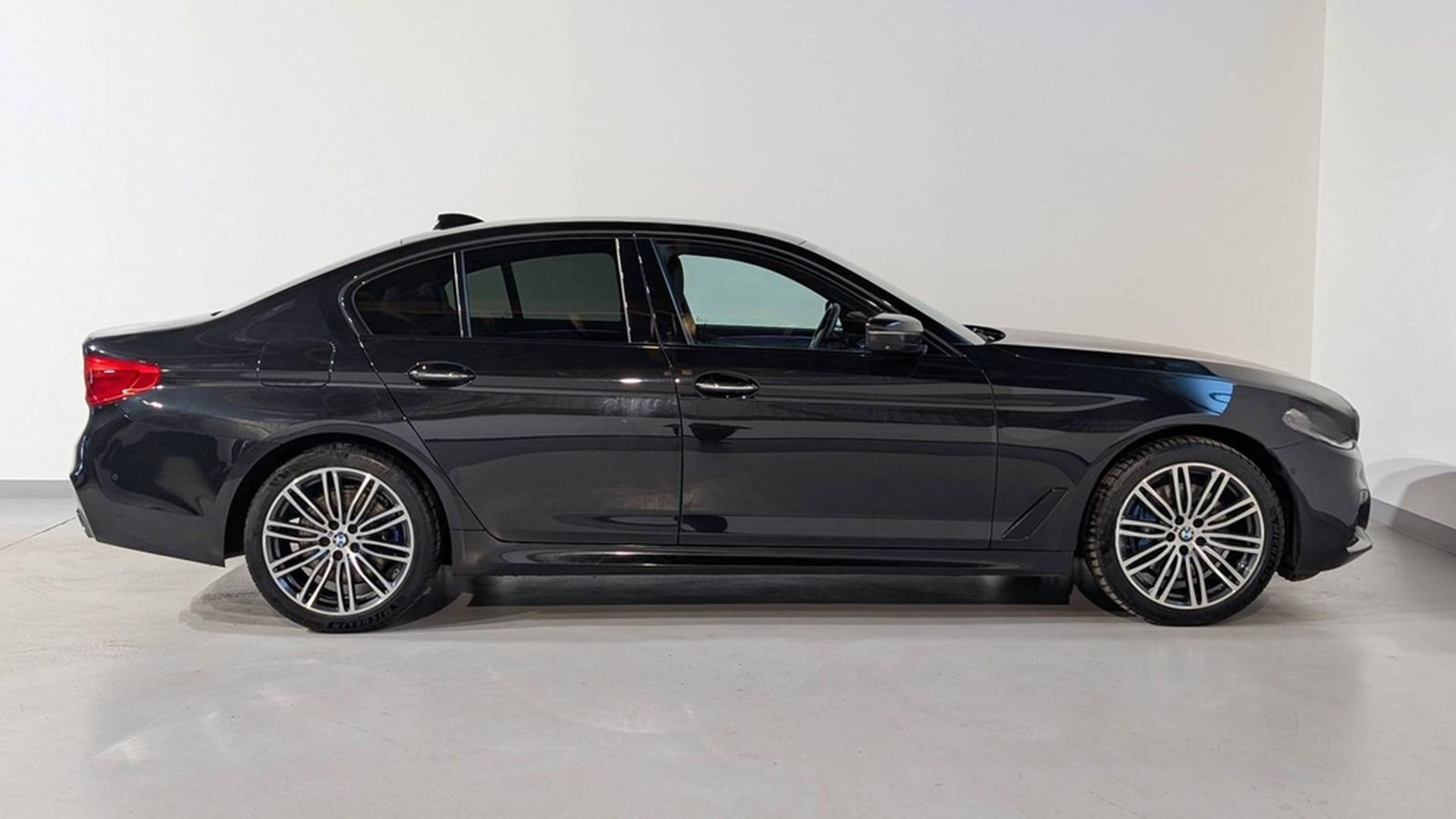 BMW 530 d xDrive M Sport/ACC/HUD/360/LEDER/WKR/ foto 11