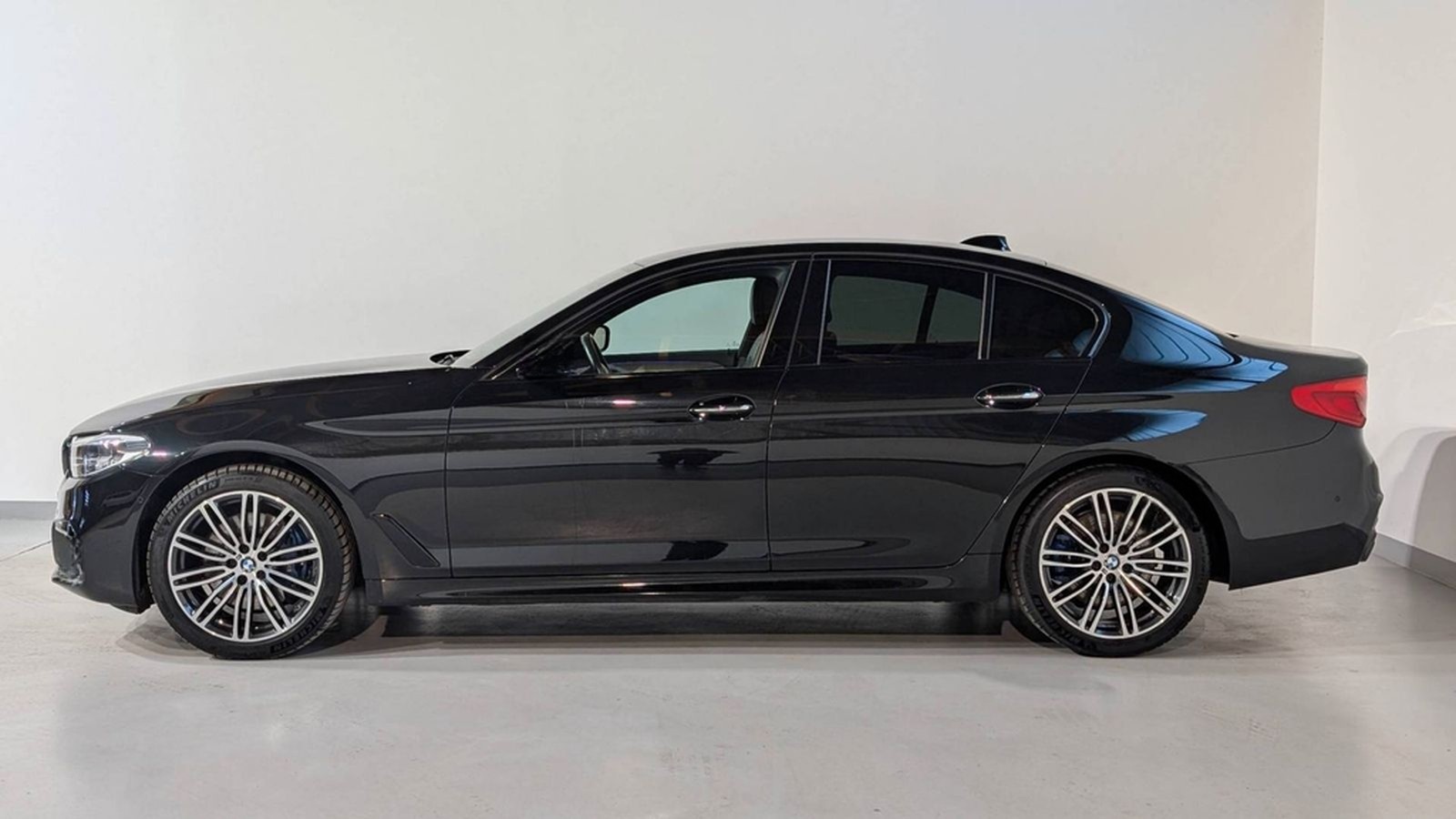 BMW 530 d xDrive M Sport/ACC/HUD/360/LEDER/WKR/ foto 13