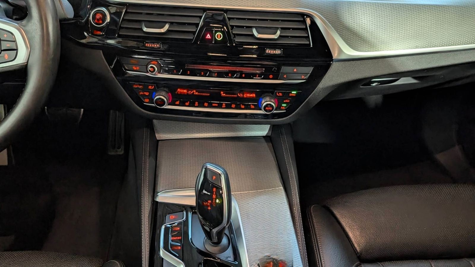 BMW 530 d xDrive M Sport/ACC/HUD/360/LEDER/WKR/ foto 6