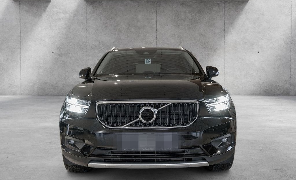 Volvo XC40 T3 Momentum Pro KAMERA NAVI W-LAN AHK LED foto 2