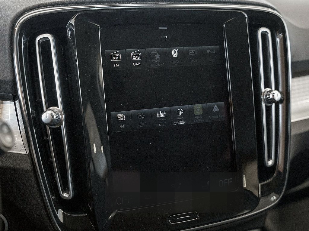 Volvo XC40 T3 Momentum Pro KAMERA NAVI W-LAN AHK LED foto 13