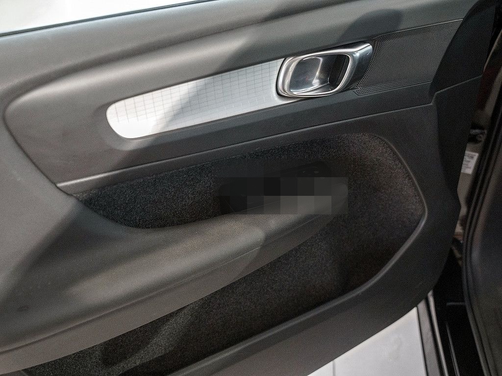 Volvo XC40 T3 Momentum Pro KAMERA NAVI W-LAN AHK LED foto 21