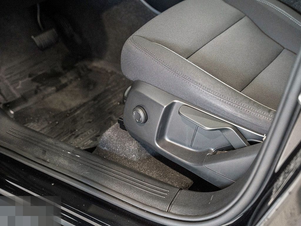 Volvo XC40 T3 Momentum Pro KAMERA NAVI W-LAN AHK LED foto 22