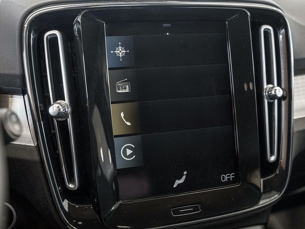 Volvo XC40 T3 Momentum Pro KAMERA NAVI W-LAN AHK LED foto 10