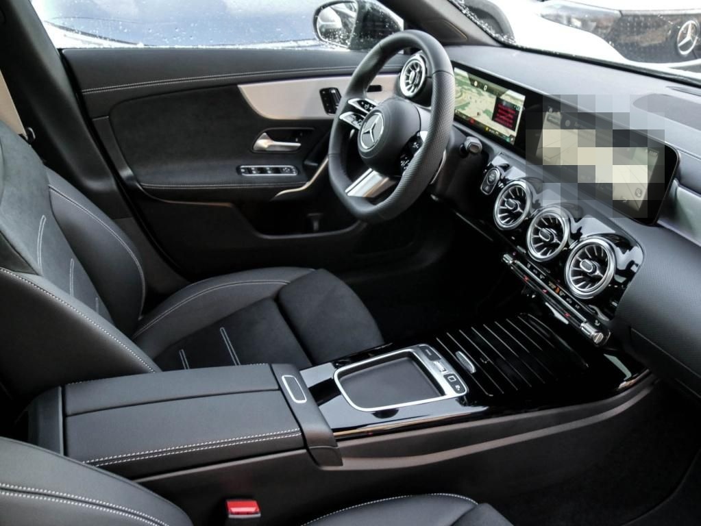 Mercedes-Benz CLA 200 Shooting Brake AMG-Sport+Pano+Distr+Cam foto 3